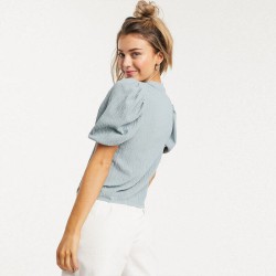 Round neck T-shirts for women