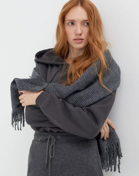 Modest clothing
