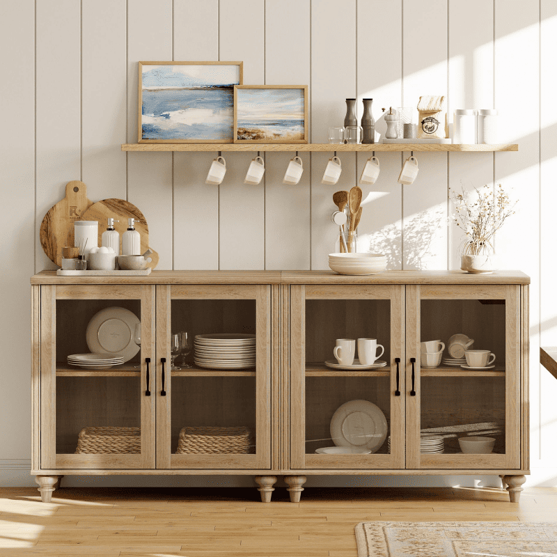 Glasdörrbufféer: Stylish Glass-Door Buffet Showcase