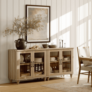 Glasdörrbufféer: Stylish Glass-Door Buffet Showcase